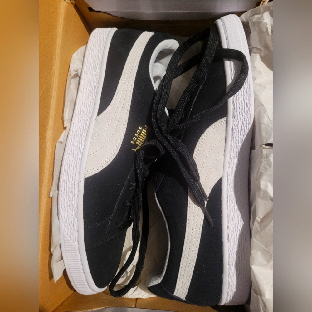 Puma size 11 suede classic men's